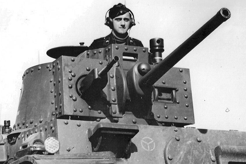 На базе шасси PzKpfw 38(t) были построены различные артиллерийские... На базе шасси PzKpfw 38(t) были построены различные артиллерийские...
