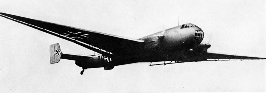 В начале 1942 г. немцы поняли, что союзники могут скоро создать... В начале 1942 г. немцы поняли, что союзники могут скоро создать...