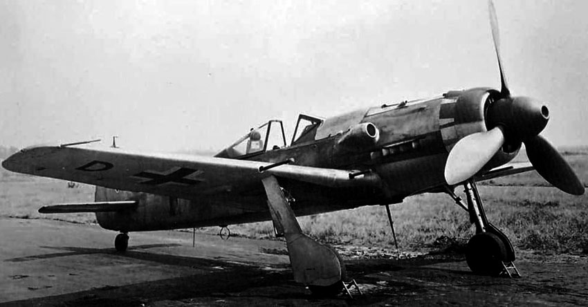 Focke-Wulf Fw 190 (Та152) сорокопут (мелкая хищная птица) Focke-Wulf Fw 190 (Та152) сорокопут (мелкая хищная птица)