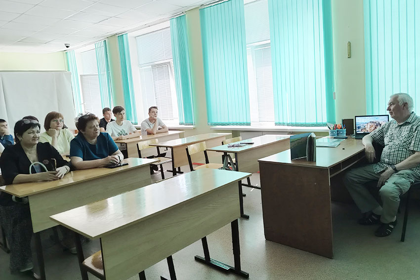 Презентация-семинар первого тома альбома Виталия Кошкина «Родина Волго-Уральского Сайгака» - «Узени» Презентация-семинар первого тома альбома Виталия Кошкина «Родина Волго-Уральского Сайгака» - «Узени»