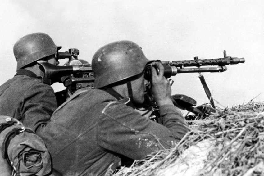 MG-34 (MG-42) первый единый пулемет, когда либо принятый на вооружение