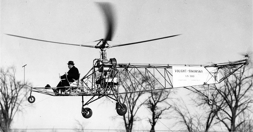 Через восемь лет, в 1939 году, взлетел вертолет VS-300. Именно...