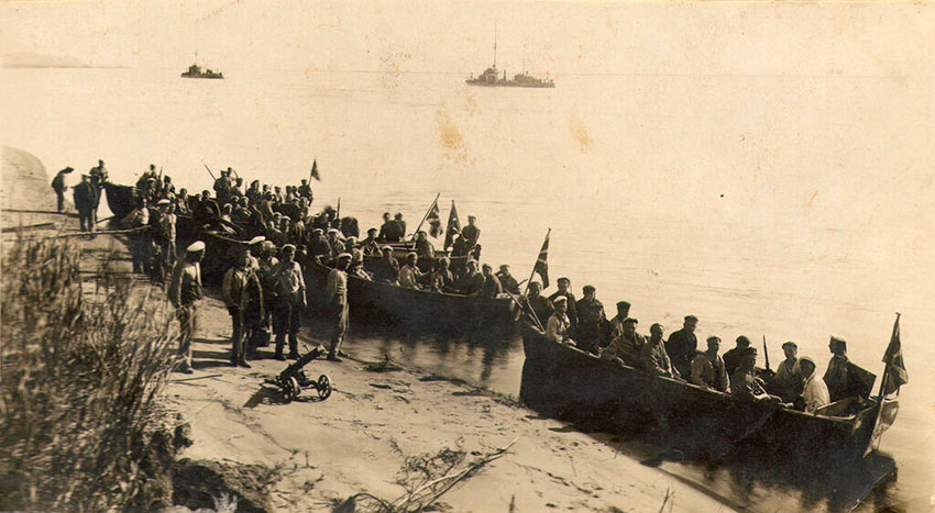 Высадка десанта, 1929 год.