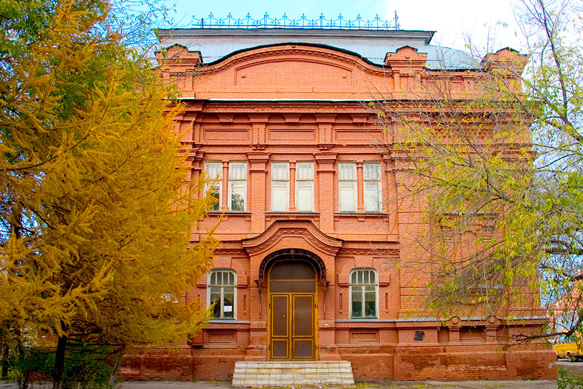 <b>Октябрь</b>
<b>13 октября</b> Резолюцией горсовета фактически...