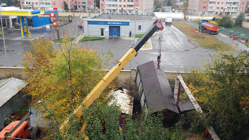 Гаражам здесь не место