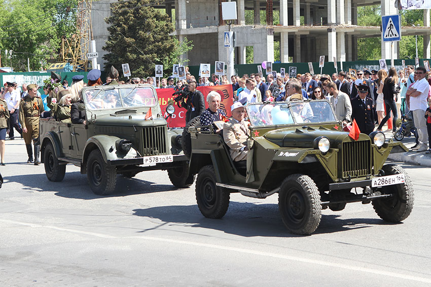 Ретро автомобили 9 мая 2016