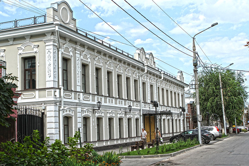 Первая выставка