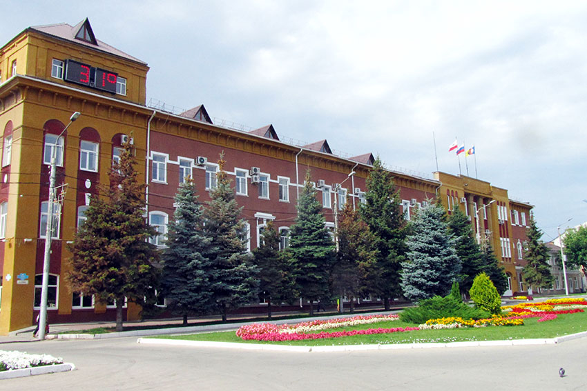 Три кандидата