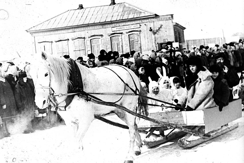  НОВЫЙ ГОД ВО ВСЕ ВРЕМЕНА 15