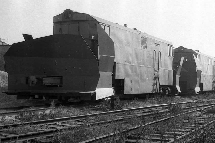 В 1949 году мастерские были объединены в механический завод....