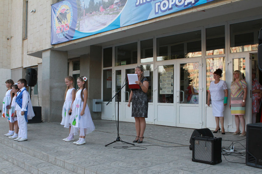 У первой школы