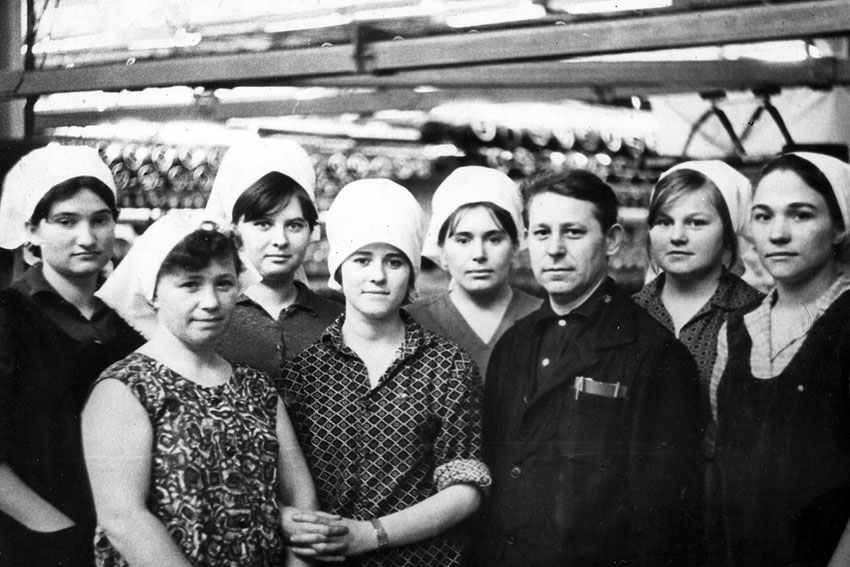 Юность комсомольская моя