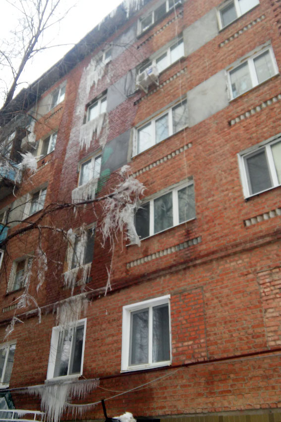 До первого этажа вода!