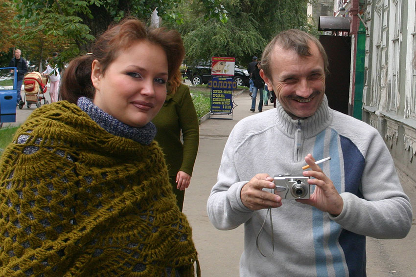 Журналисты улыбаются