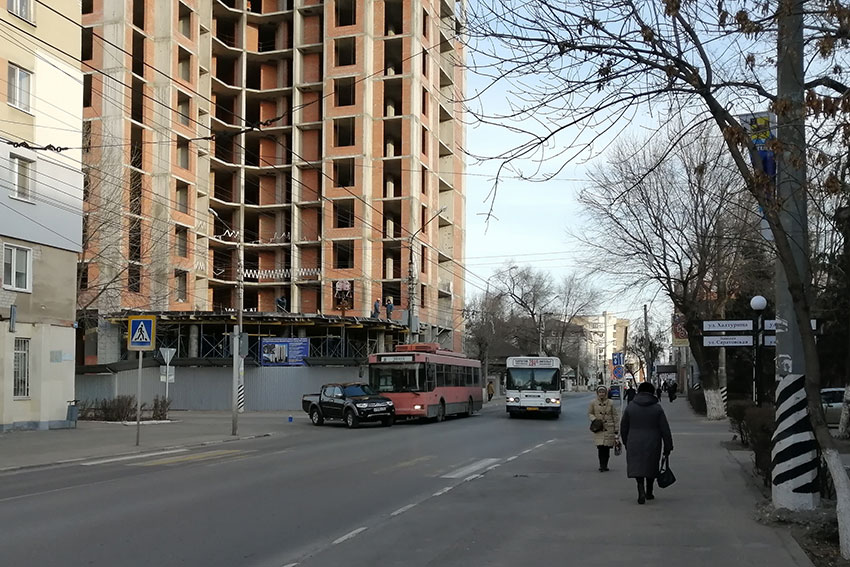 Две аварии на одном перекрестке за месяц