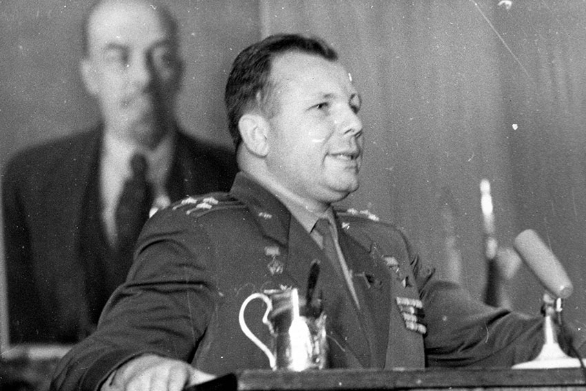 Юрий Алексеевич Гагарин