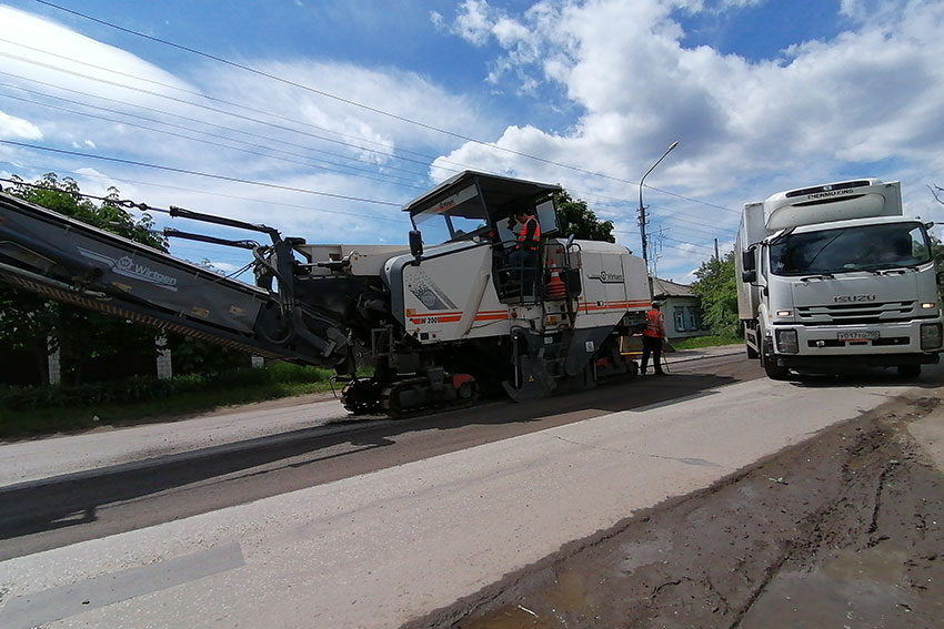 На улице Нестерова