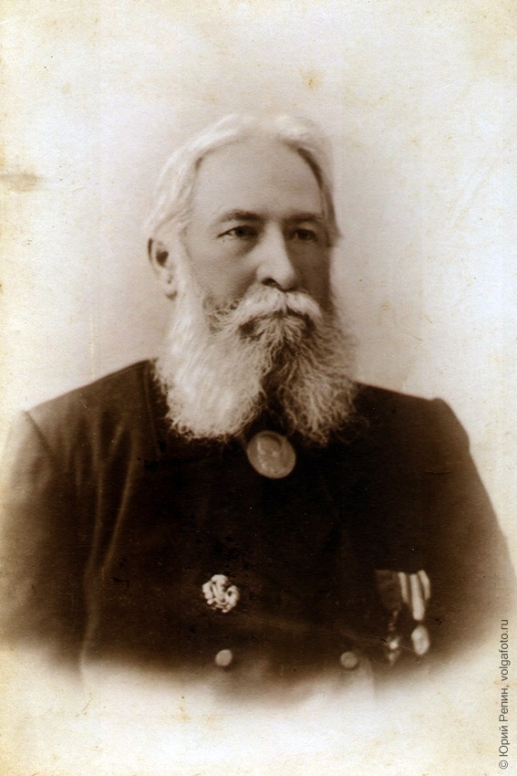  Ухин Николай Алексеевич (1836 – 14.12.1914), меценат, «лично-почётный гражданин слободы Покровской»