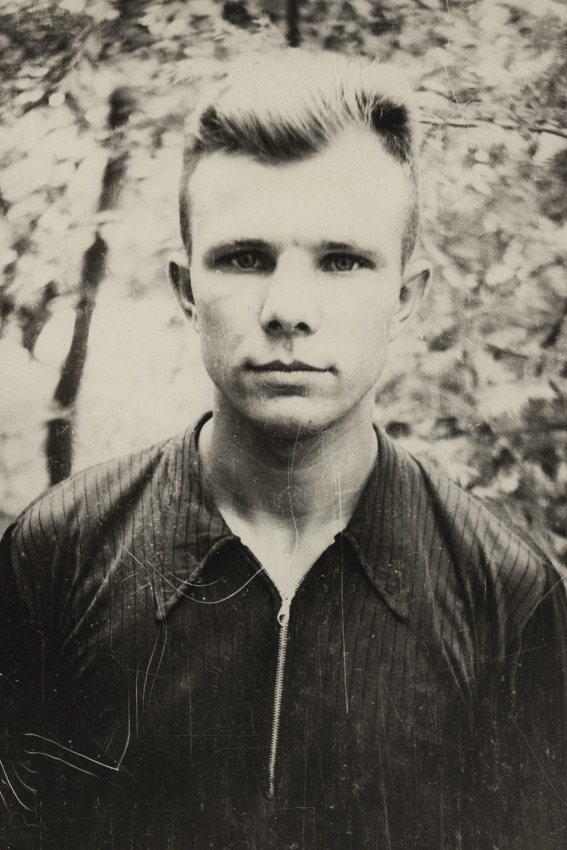Студент Юрий Гагарин, 1954 г. Фото из архива Ю. Сафронова.