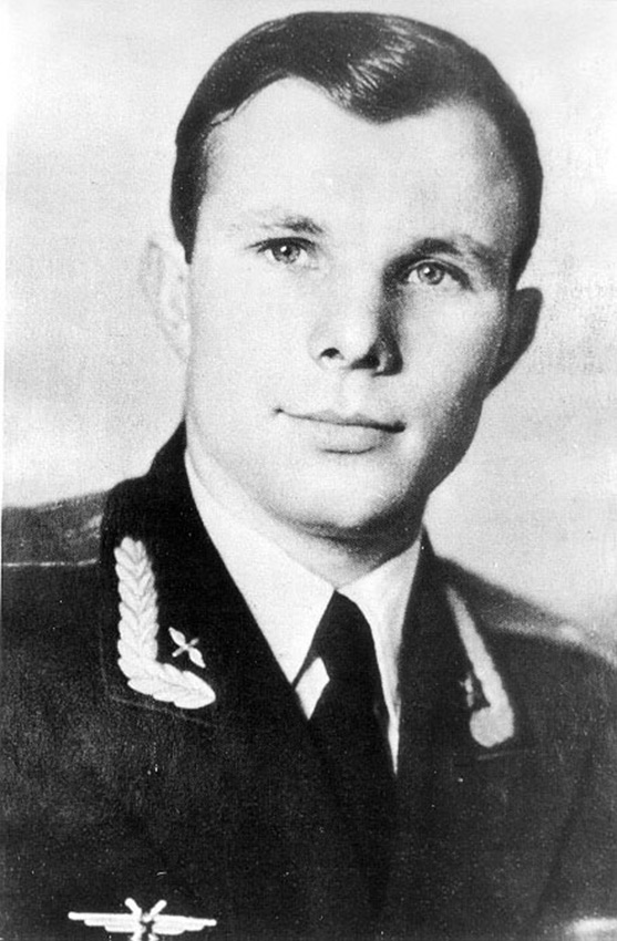 Ю. А. Гагарин курсант лётного училища 1957 г. Фото из архива...