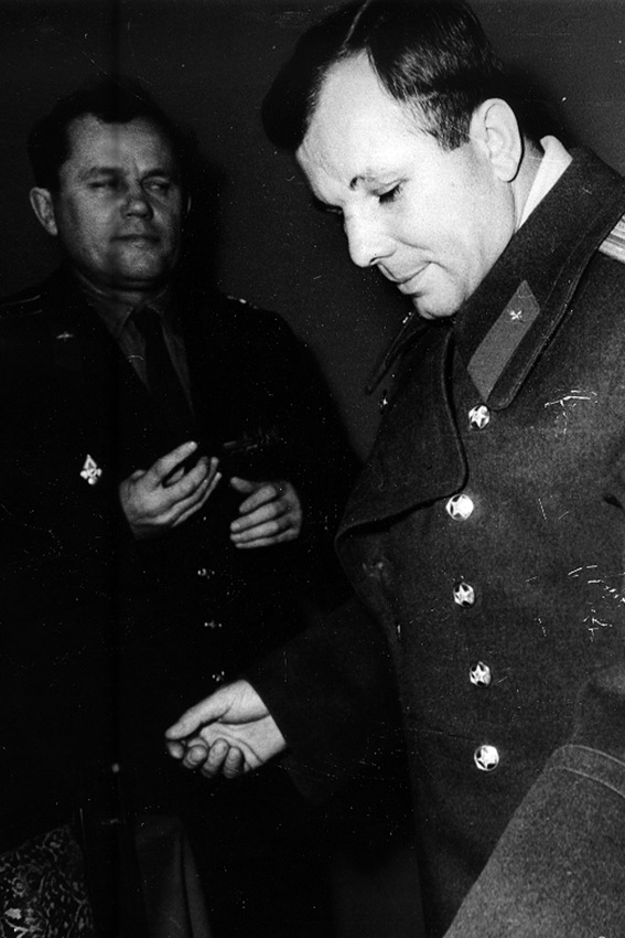 В "Доме офицеров" в городе Энгельсе, 1965 г. Из архива Энгельсского...