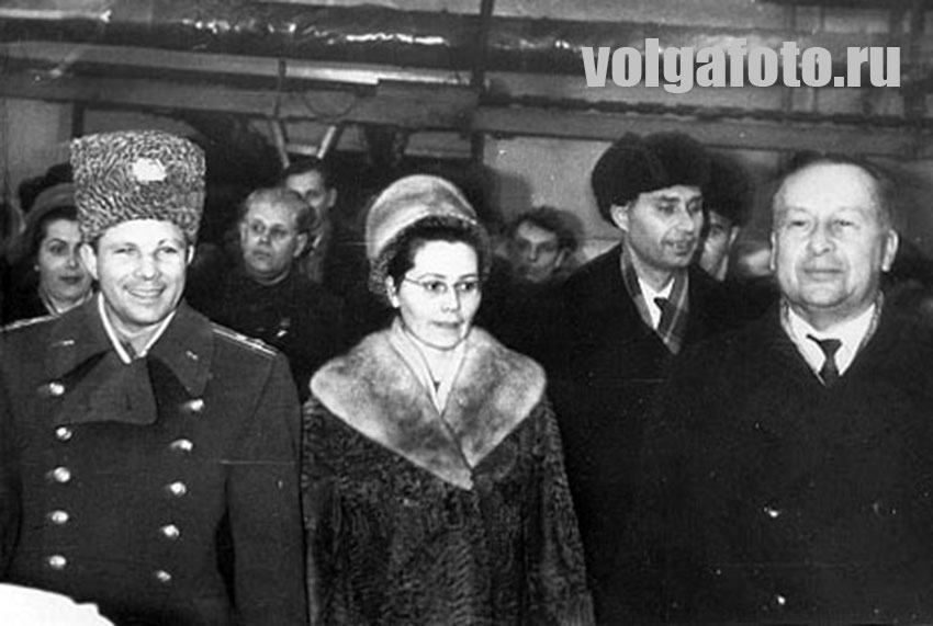 В цеху химкомбината.