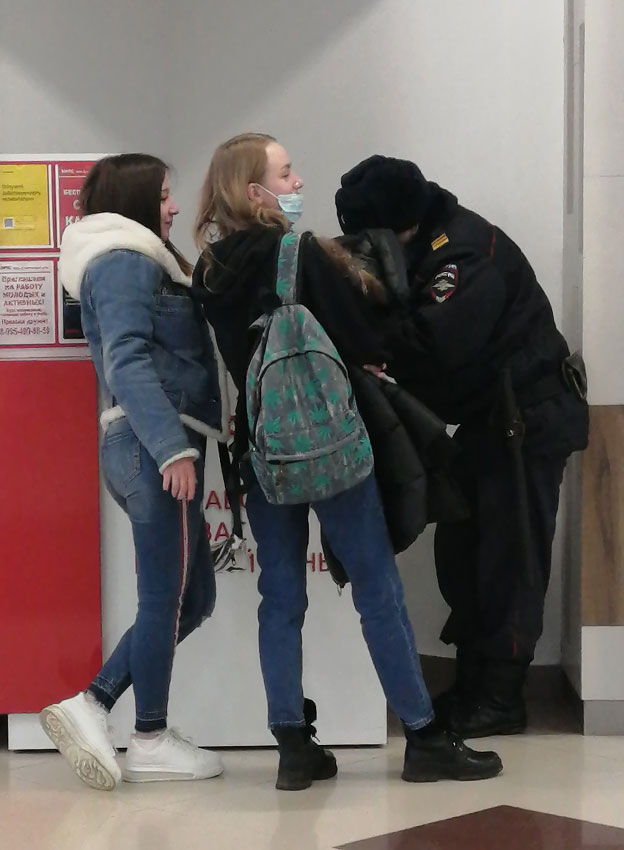 Продолжается ловля без масочников.