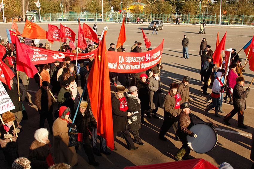 7 ноября 2011 год грустный праздник