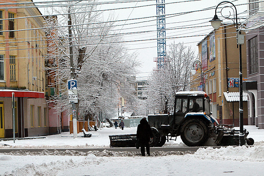 Уборка снега в Энгельсе