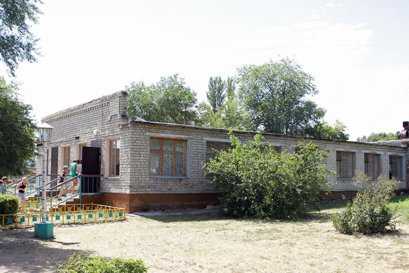 Вход в столовую. Вход в столовую.