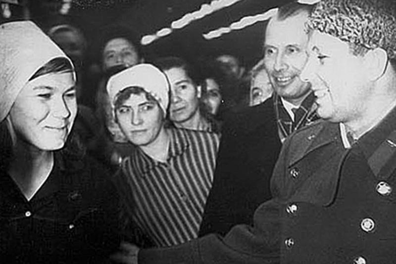 В цехах КХВ.