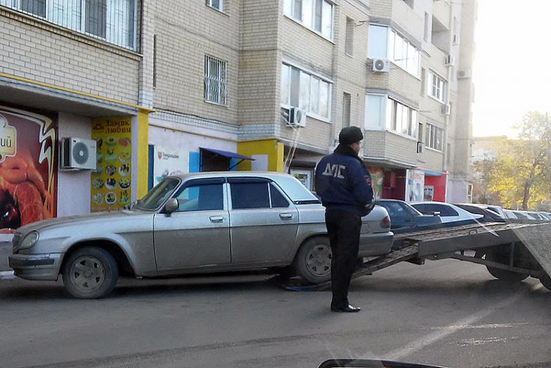 Под присмотром полиции.