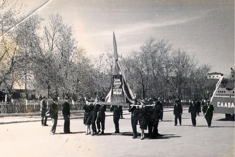 1 мая 60 года ХХ века пл. Ленина. 1 мая 60 года ХХ века пл. Ленина.