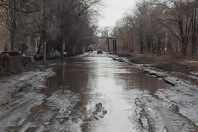 Уходящая за горизонт вода.