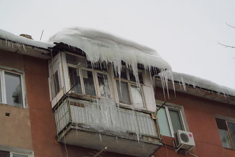 Скоро упадёт!