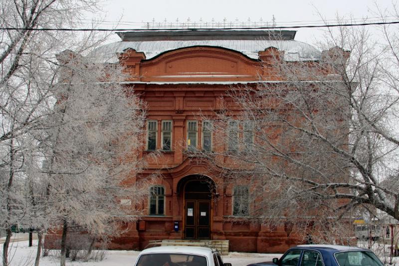 Читальный зал ЦБС. Фото Ю. Репин 2004 год.