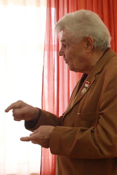 На встрече Юрий Чернышов рассказал о себе, о своих увлечениях....