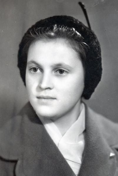 Номинация «Из бабушкиного альбома» Валентина. Фото предоставила...