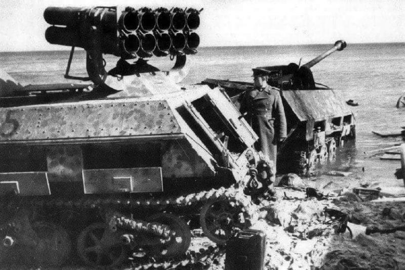 Разбитая немецкая техника. Весна 1945 год.