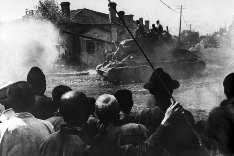 Советская самоходка, весна 1945 года.